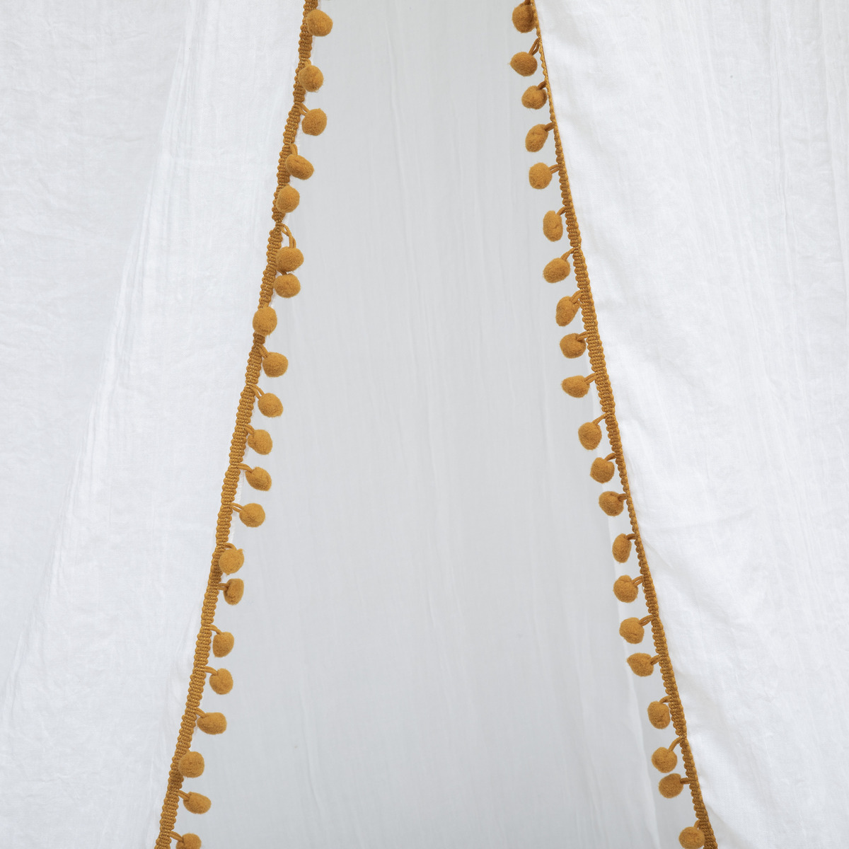 Baldacchino con pompon “Oasis” - immagine 4