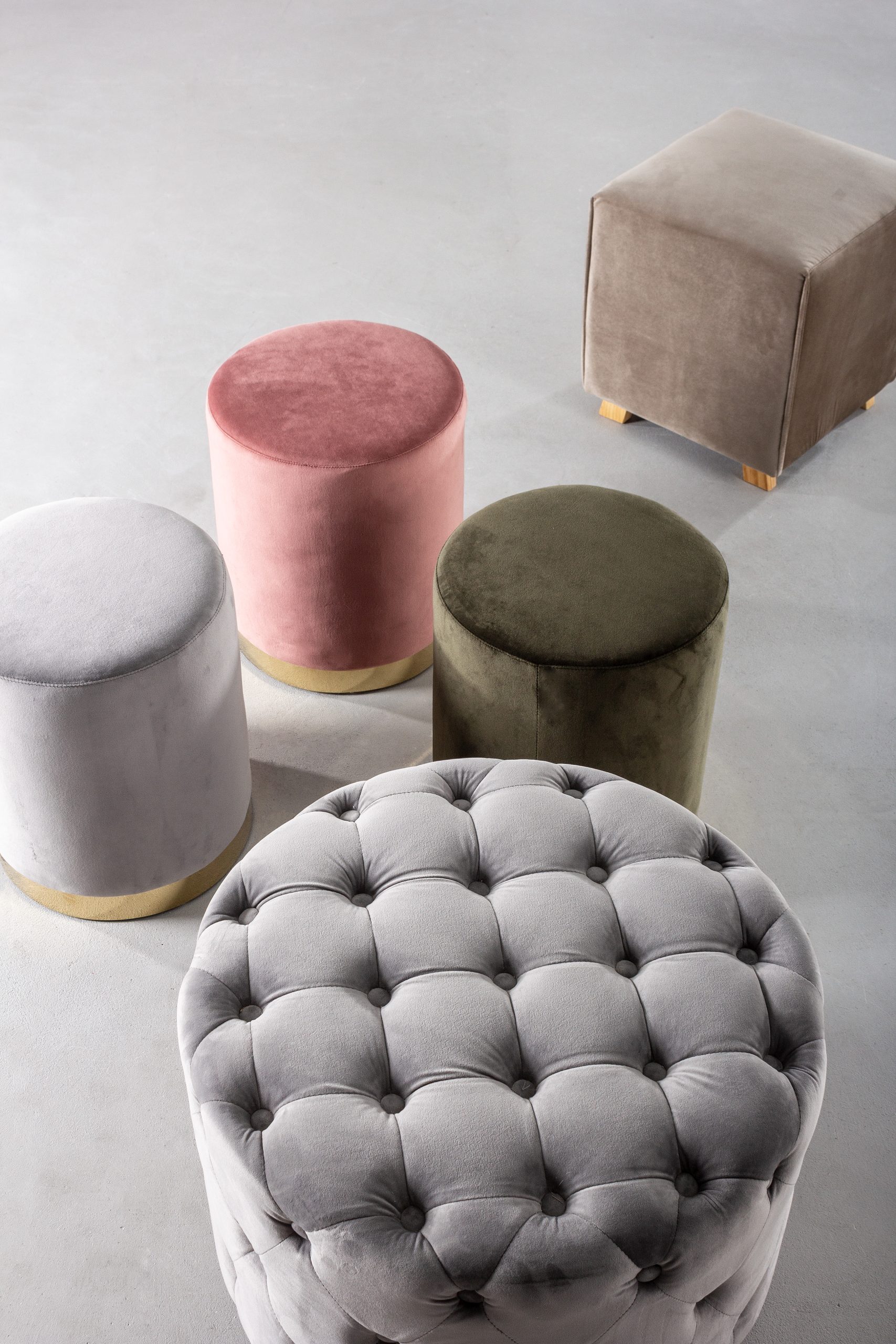 POUF LILIANA – 4 colori disponibili - immagine 2