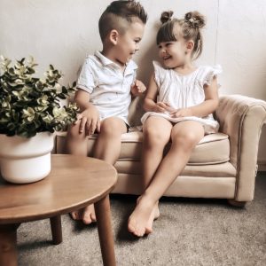 Divano chesterfield piccolo per bambini – 3 colori disponibili