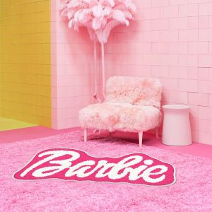 Tappeto scritta Barbie – 2 colori disponibili