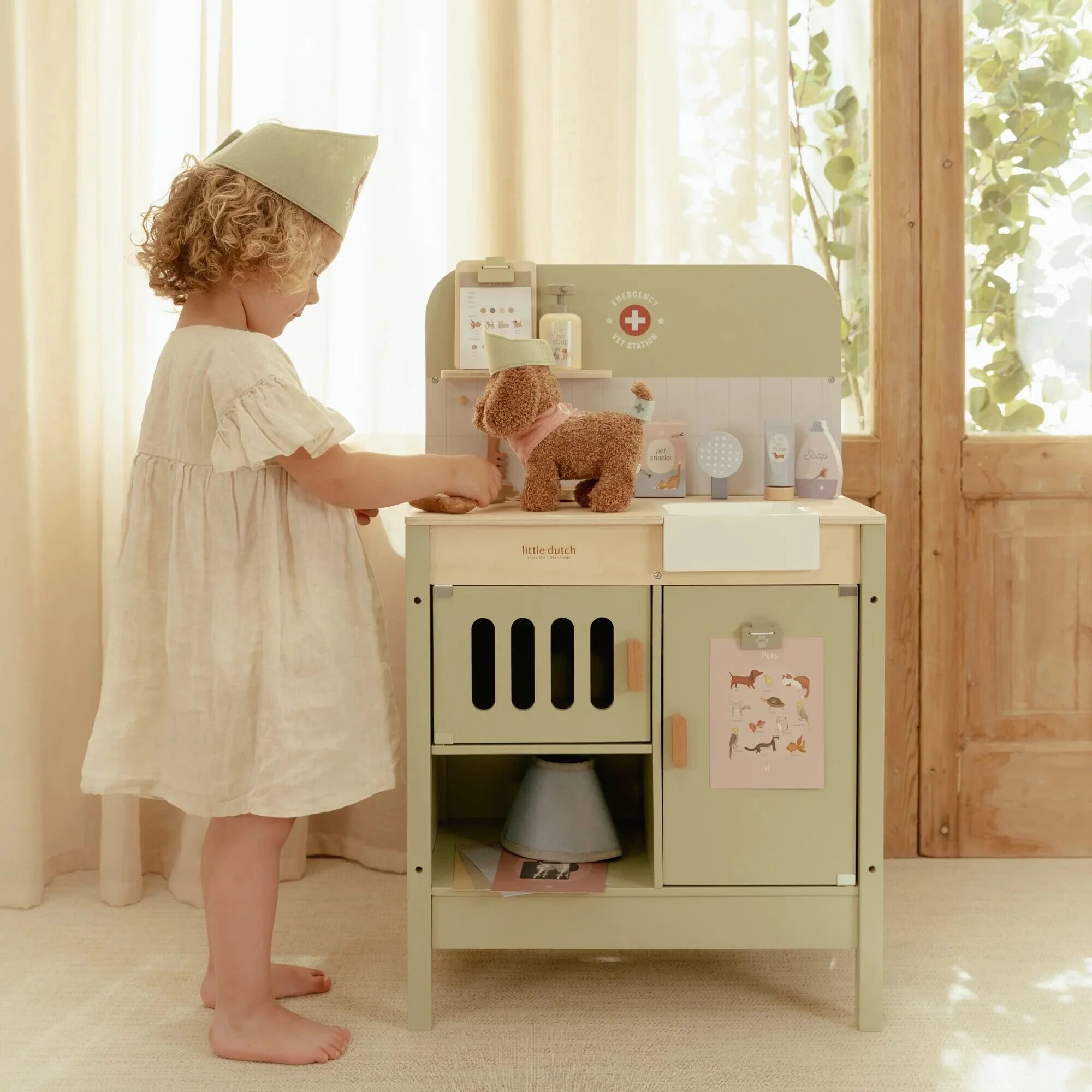 Studio veterinario in legno - immagine 6