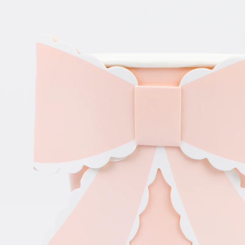 Bicchieri con fiocco rosa e bianchi - immagine 4