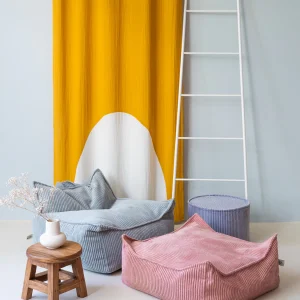 Poltrona cuscino a sacco tessuto bouclé – 7 colori disponibili