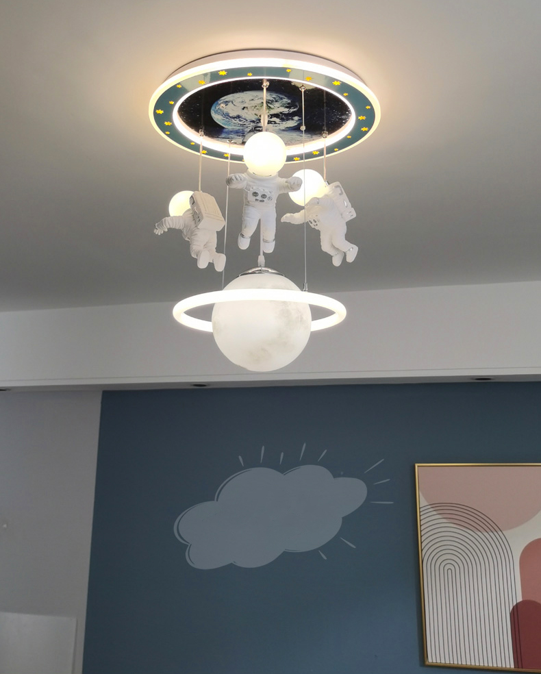 LAMPADARIO SOSPESO ASTRONAUTA IN MISSIONE - immagine 4