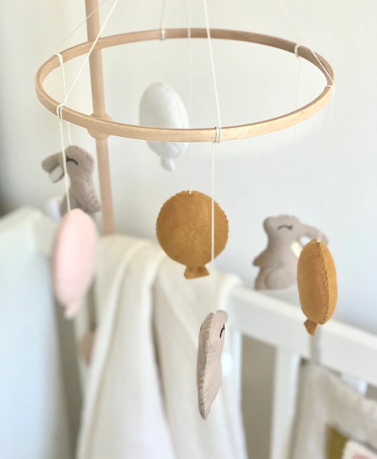 GIOSTRINA – LAILA CONIGLIO CON I SUOI PALLONCINI - immagine 4