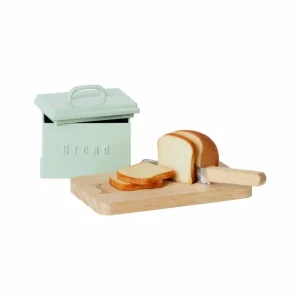 Scatola per il pane con utensili