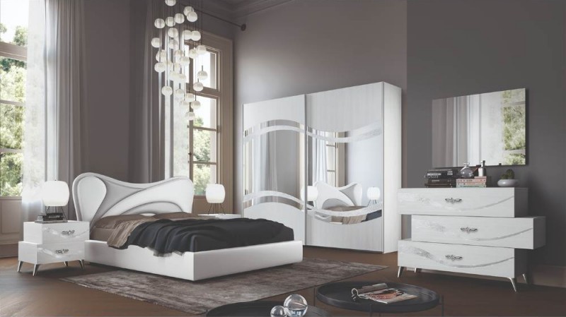 Camera matrimoniale completa – Delia