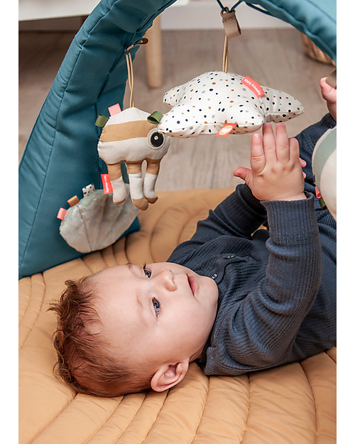 PALESTRINA ATTIVITA’ FLESSIBILE – con Tappeto Gioco Trapuntato Incluso – Perfetta anche in viaggio! DONE BY DEER - immagine 4