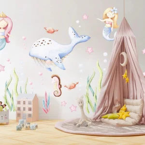 Adesivo da parete Undersea Wonderland – Balena, sirena, cavalluccio marino e alghe marine, scena giocosa per decorare la camera dei bambini